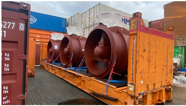 Hélices acondicionadas em flat rack, acervo Portlink
